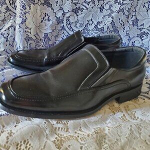 Stacy Adams Men's  BlackLeather Dress Loafer Size 9.5W.